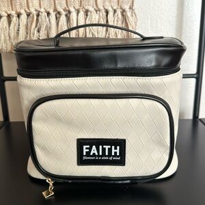 NEW Jewelry/ Makeup Train Case!